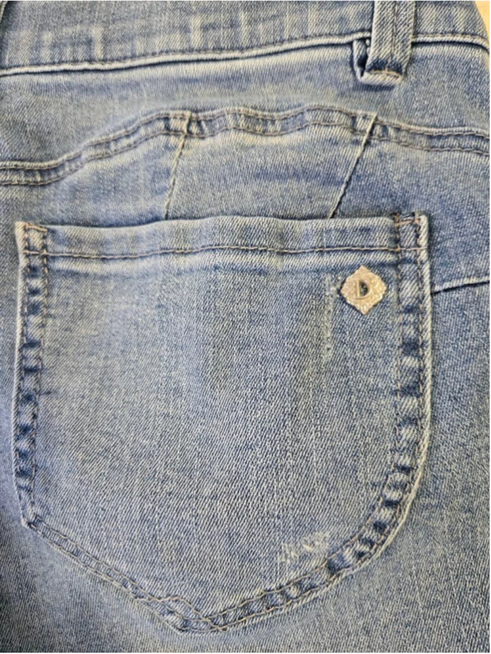 Democracy "Ab"solution Denim Shorts Blue Mid Rise Stretch Jean Shorts Size 6 - Picture 12 of 12